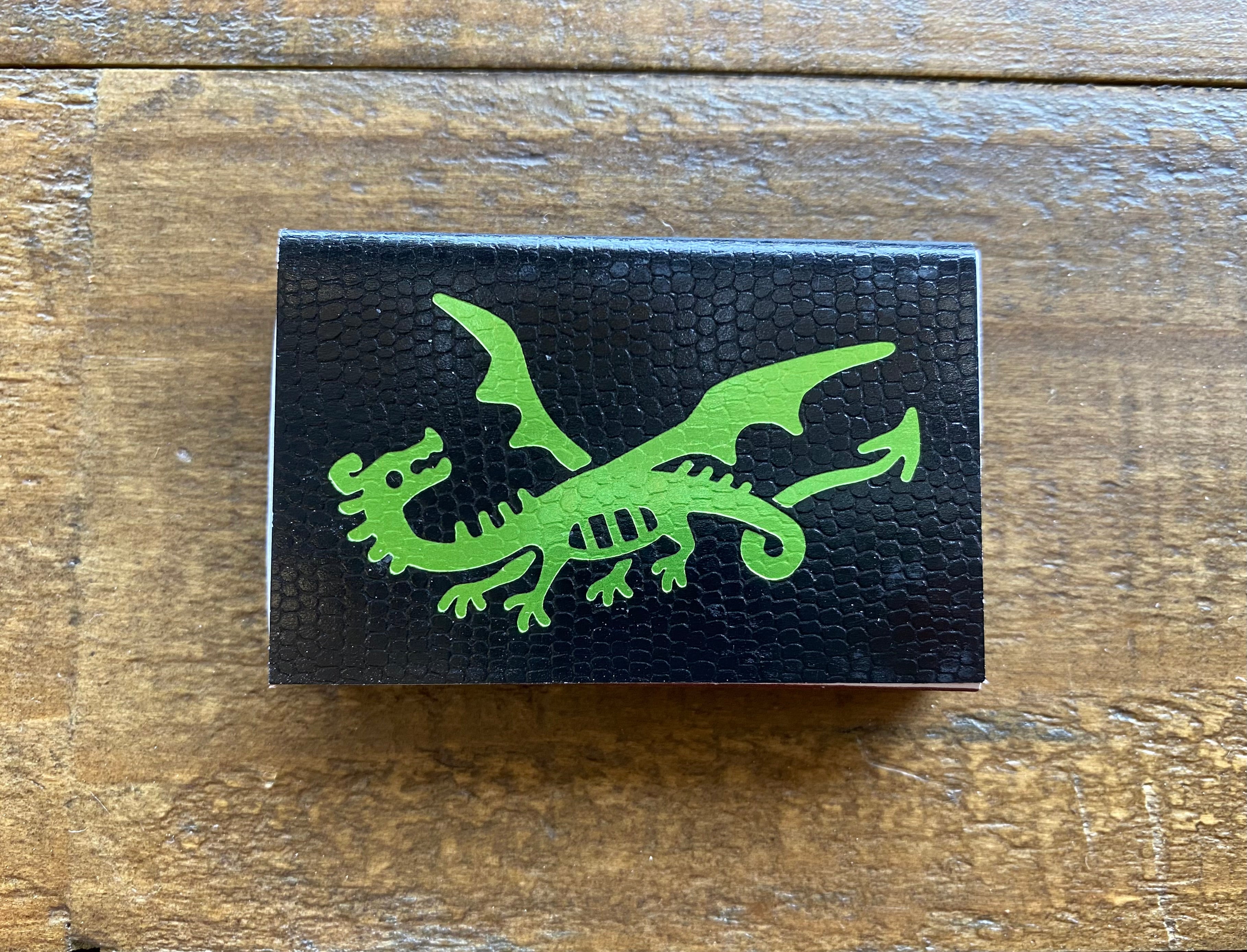 Dragon: Matchbook - Cantrip Candles