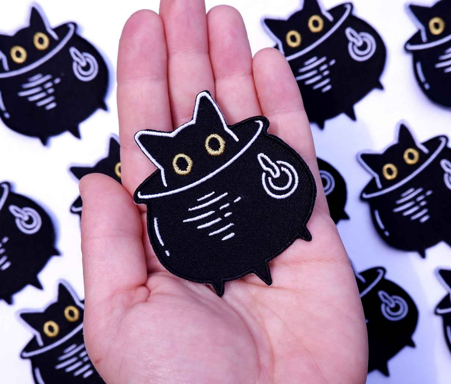 Cauldron Cat Embroidered Patch - Cantrip Candles