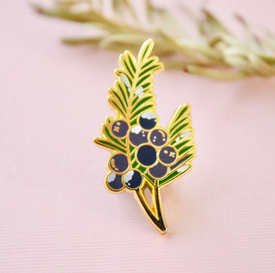 Juniper Berry Enamel Pin - Cantrip Candles