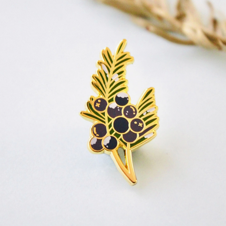 Juniper Berry Enamel Pin - Cantrip Candles